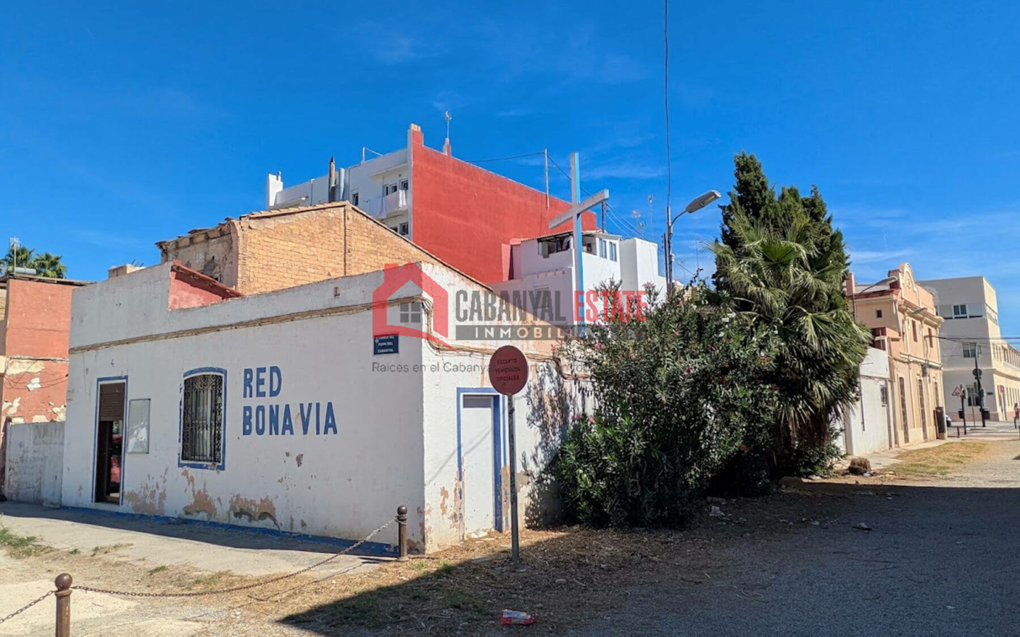 3-bedroom Terraced House In Valencia (79 M²)