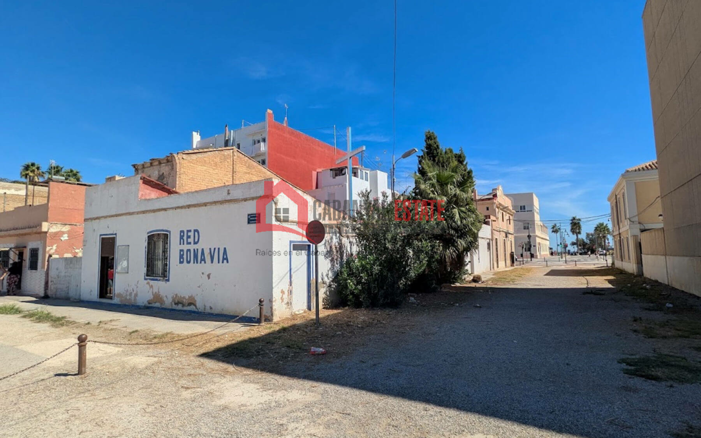 3-bedroom Terraced House In Valencia (79 M²)
