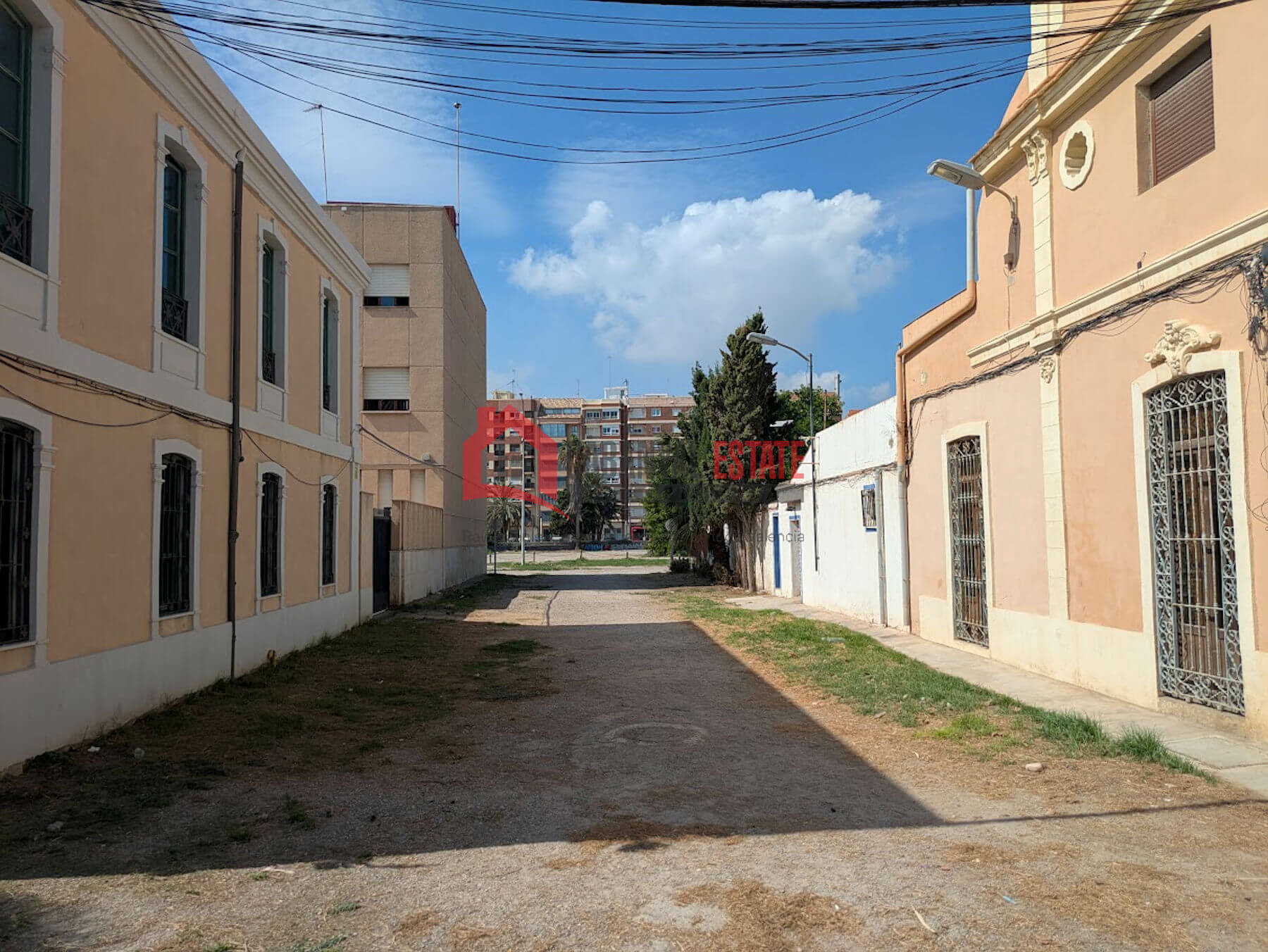 PXL_20260929_113126342.MP-d6592b 3-bedroom Terraced House In Valencia (79 M²)