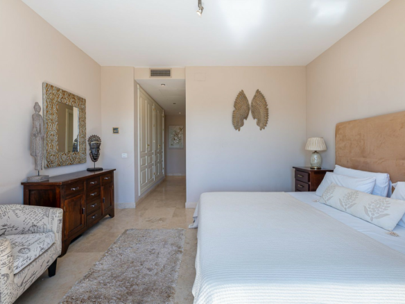 3-bedroom Property In El Paraiso, Spain (186 M²)