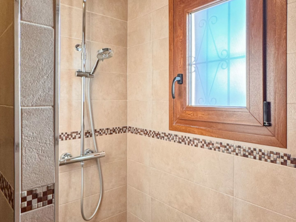 3-bedroom Detached Villa In Cañada De La Leña, Spain (385 M²)