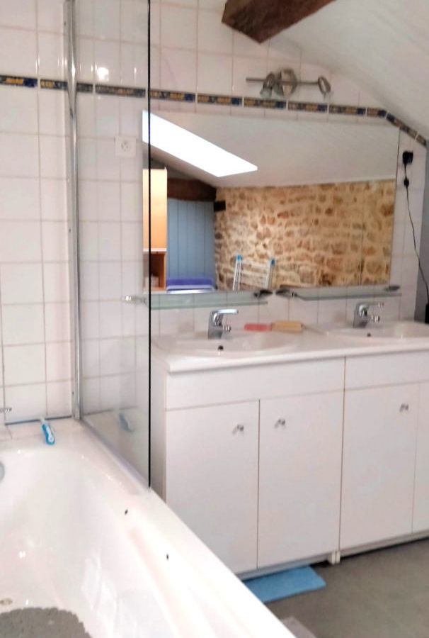 2-bedroom Village House In Bioussac, France (125 M²)