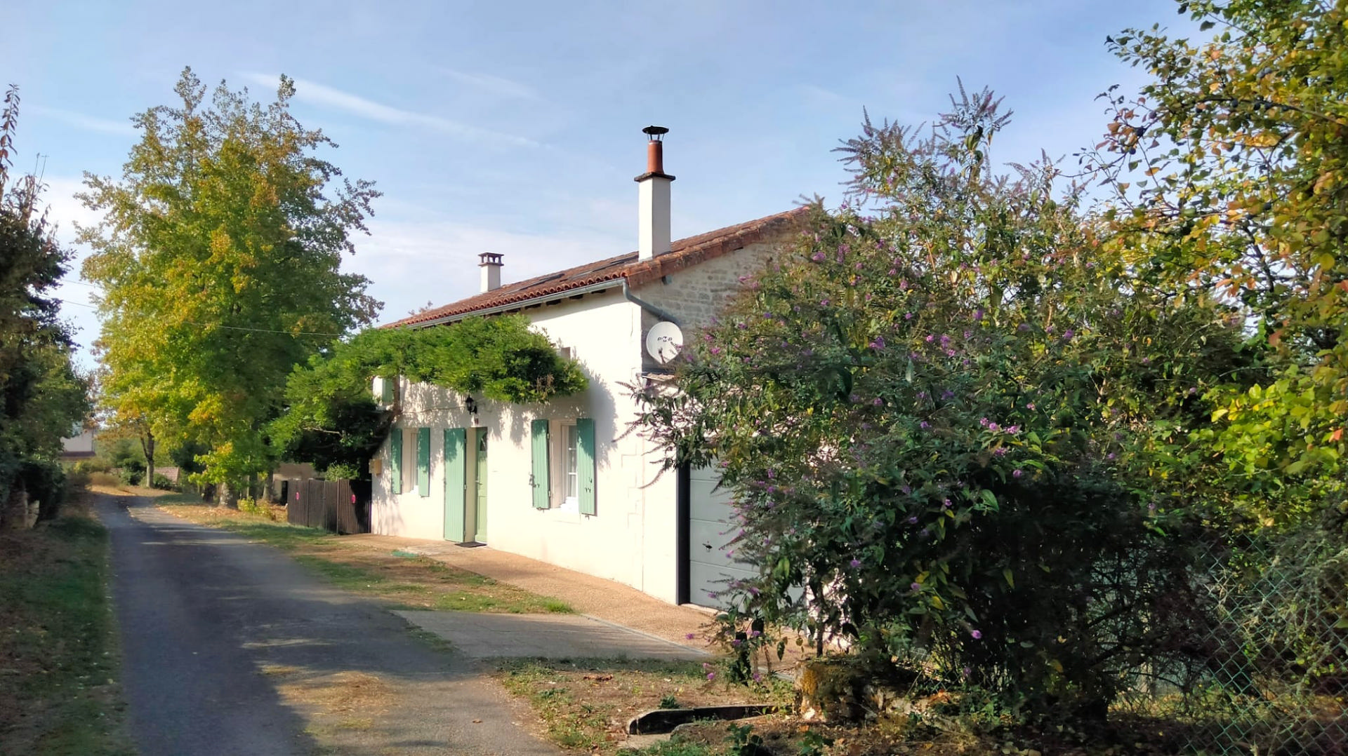 2-bedroom Village House In Bioussac, France (125 M²)