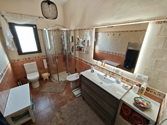 4-bedroom Detached Villa In Pinoso, Spain (169 M²)