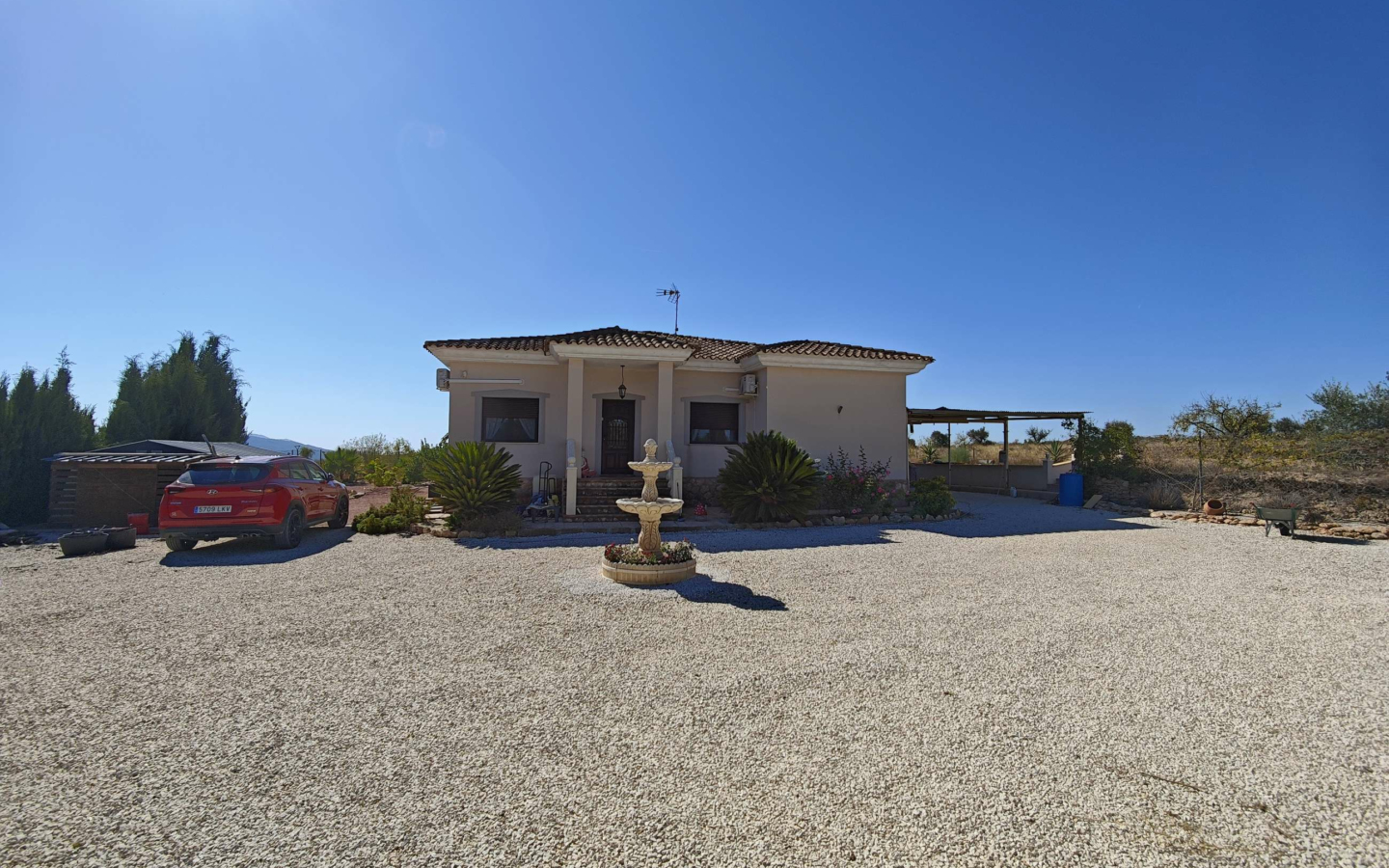 4-bedroom Detached Villa In Pinoso, Spain (169 M²)