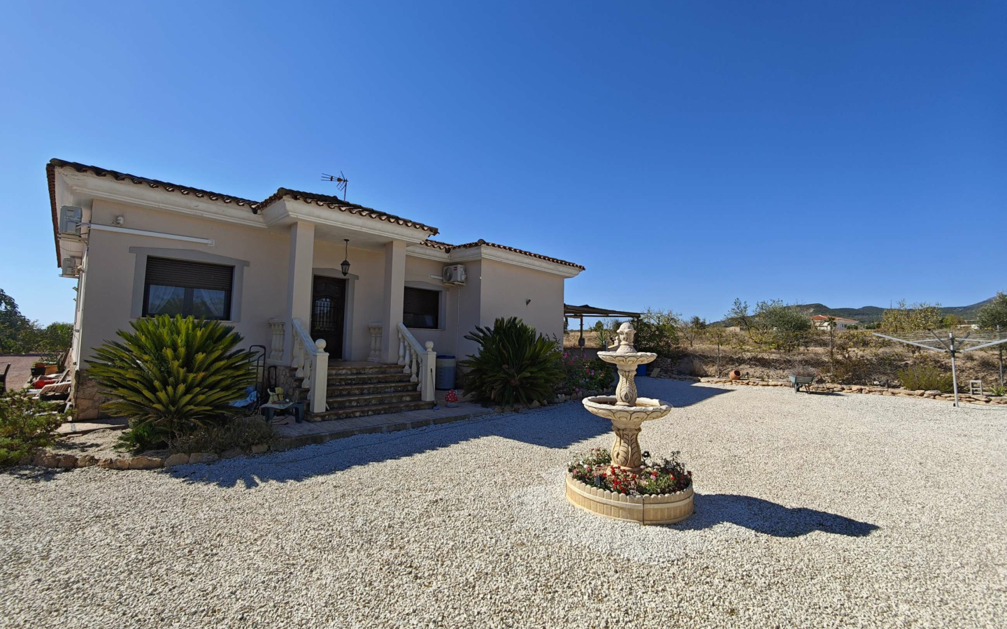 4-bedroom Detached Villa In Pinoso, Spain (169 M²)