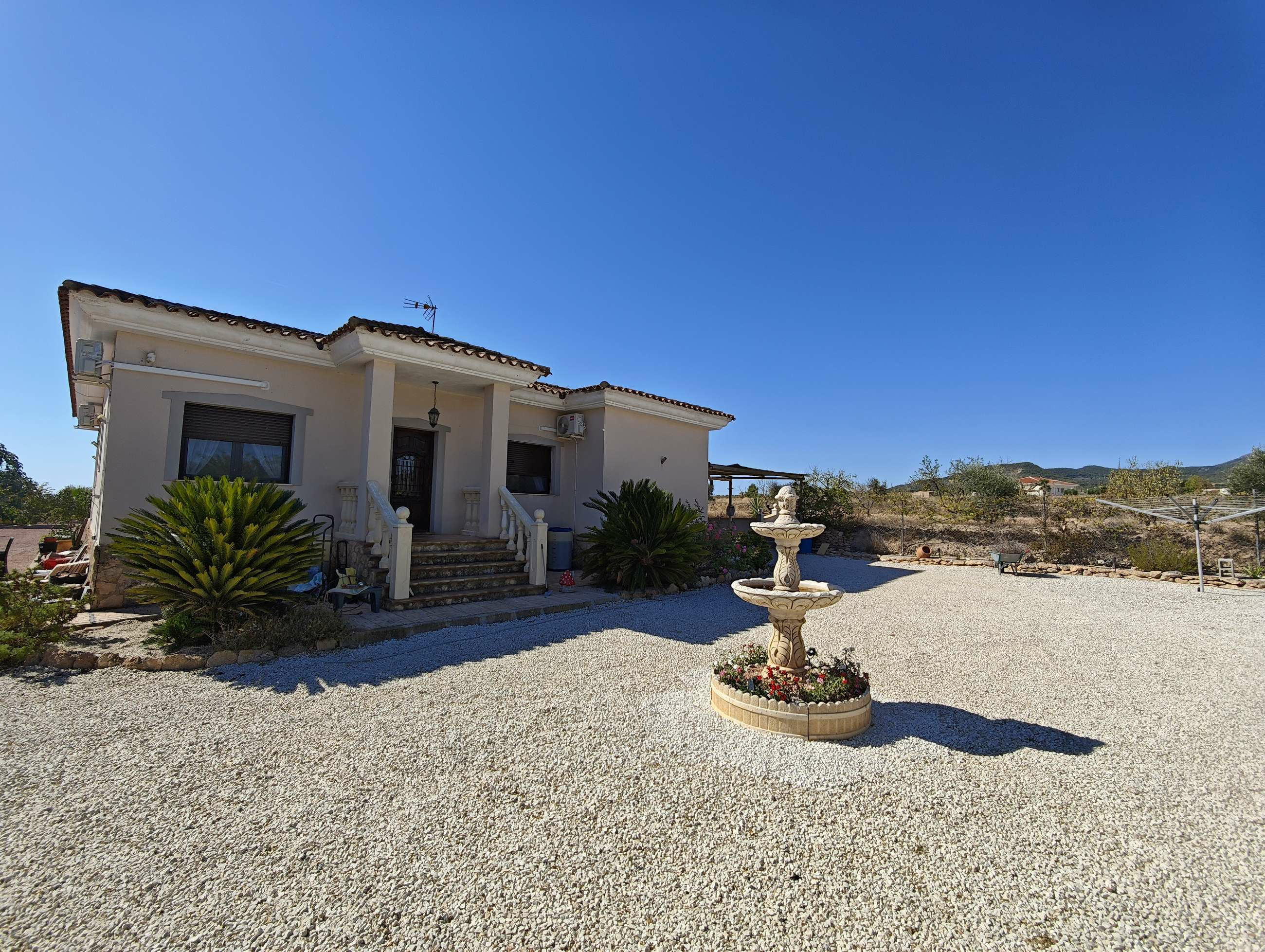 4-bedroom Detached Villa In Pinoso, Spain (169 M²)