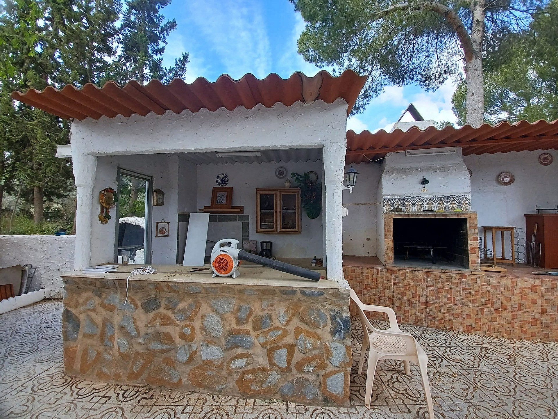 5-bedroom Detached Villa In Sax, Spain (222 M²)