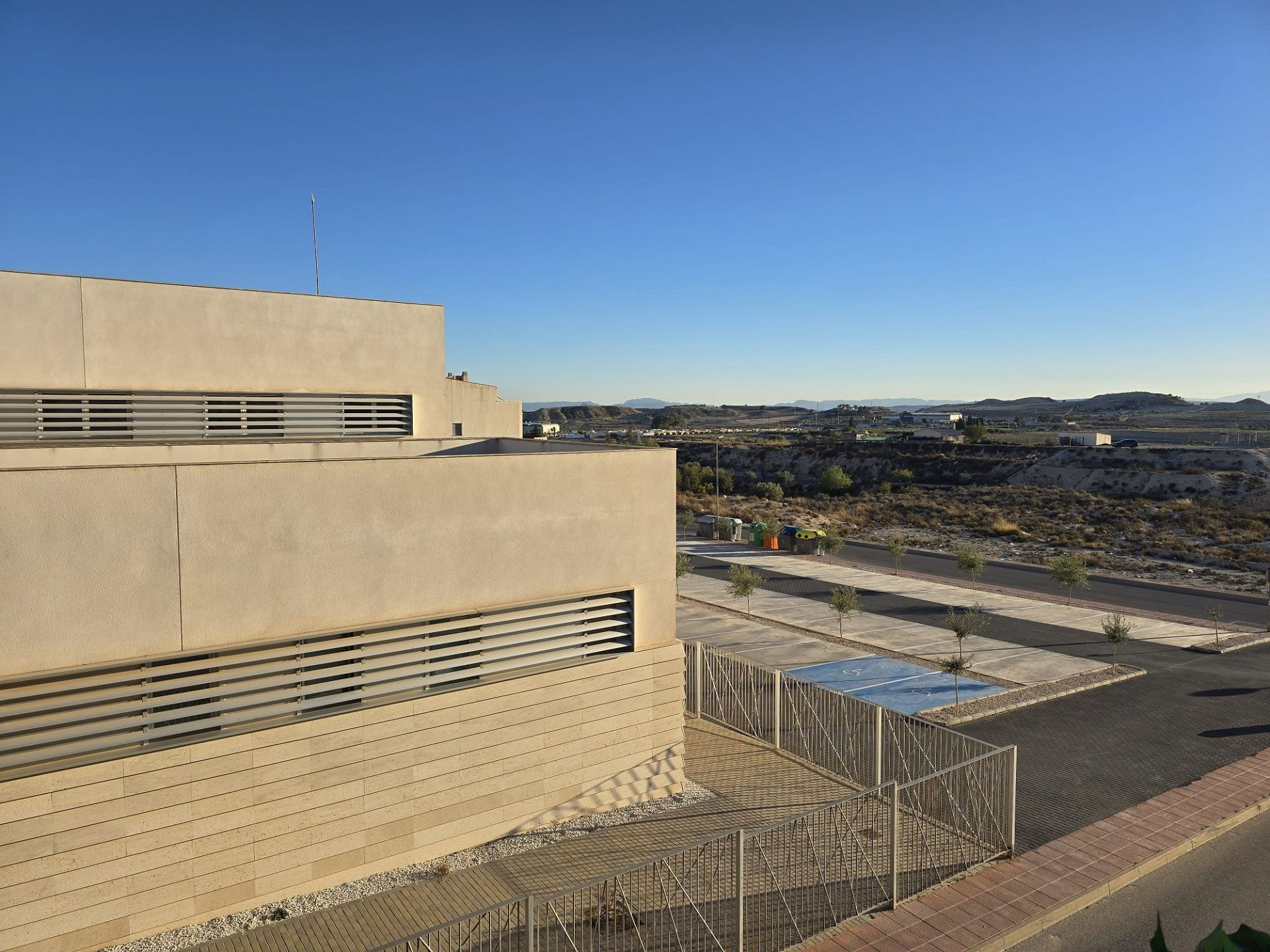 3-bedroom Apartment In Fortuna, Spain (110 M²)