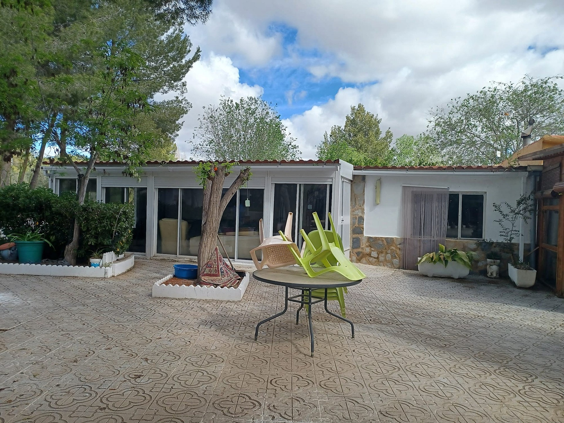 5-bedroom Detached Villa In Sax, Spain (222 M²)