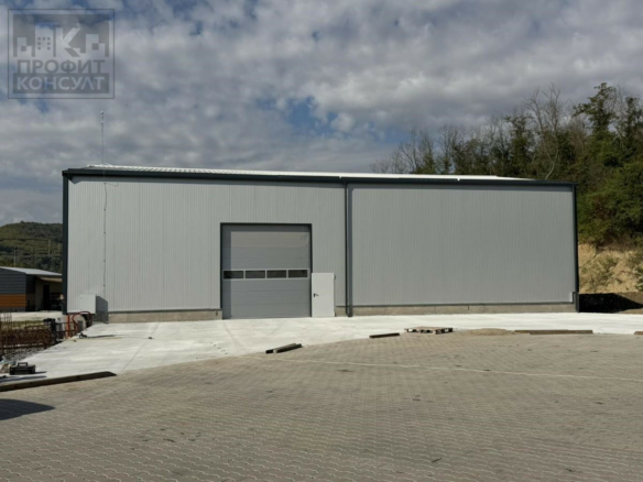 Warehouse Of 1200 M² In West Industrial Zone, Veliko Tarnovo