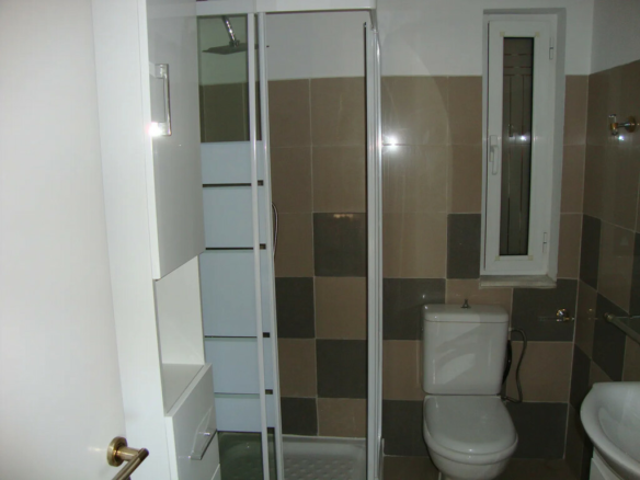 2-bedroom Flat In Rafina, Greece (71 M²)