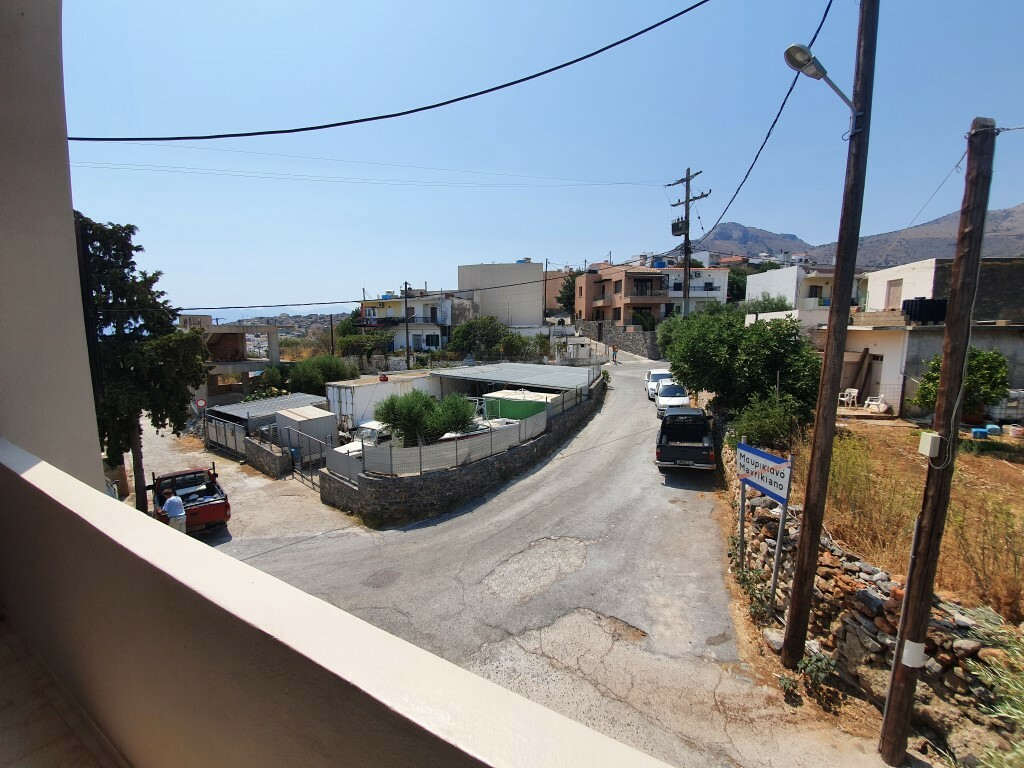 Business In Elounda, Greece (180 M²)