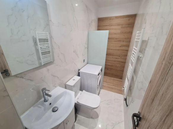 1-bedroom Flat In Center Of Thessaloniki, Greece (45 M²)