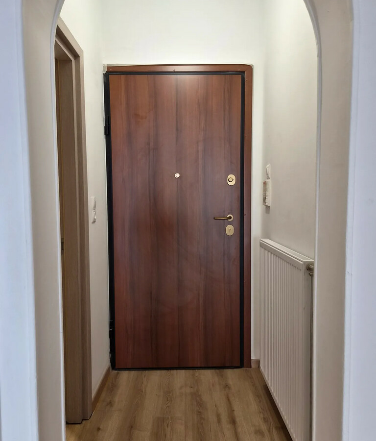 2-bedroom Flat In Kipseli, Greece (90 M²)
