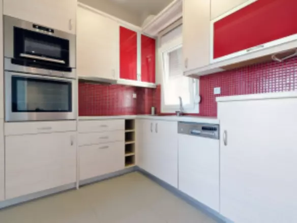Business In Gazi, Greece (750 M²)