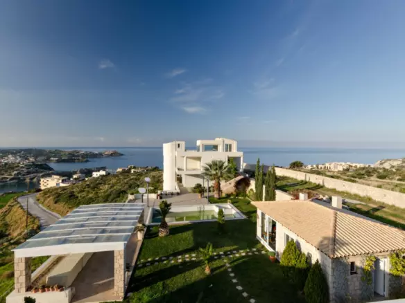 Business In Gazi, Greece (750 M²)