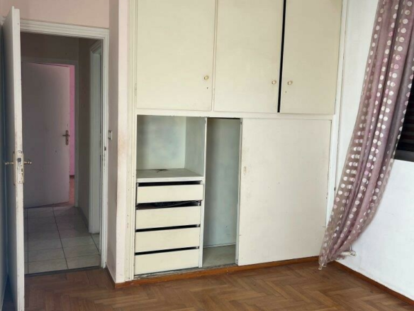 3-bedroom Flat In Glyfada, Greece (87 M²)