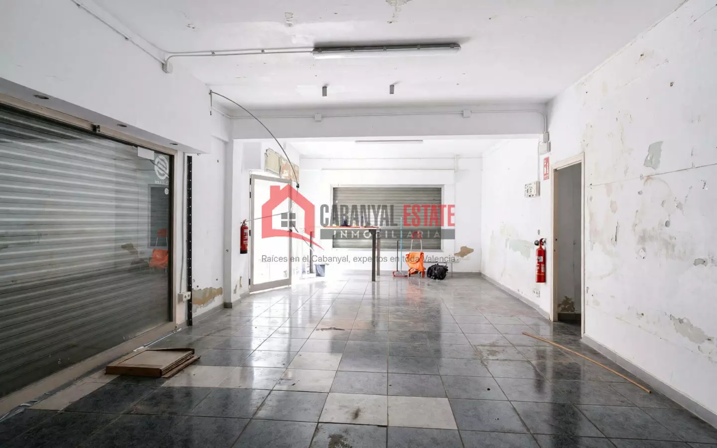Commercial Premises In Valencia (68 M²)