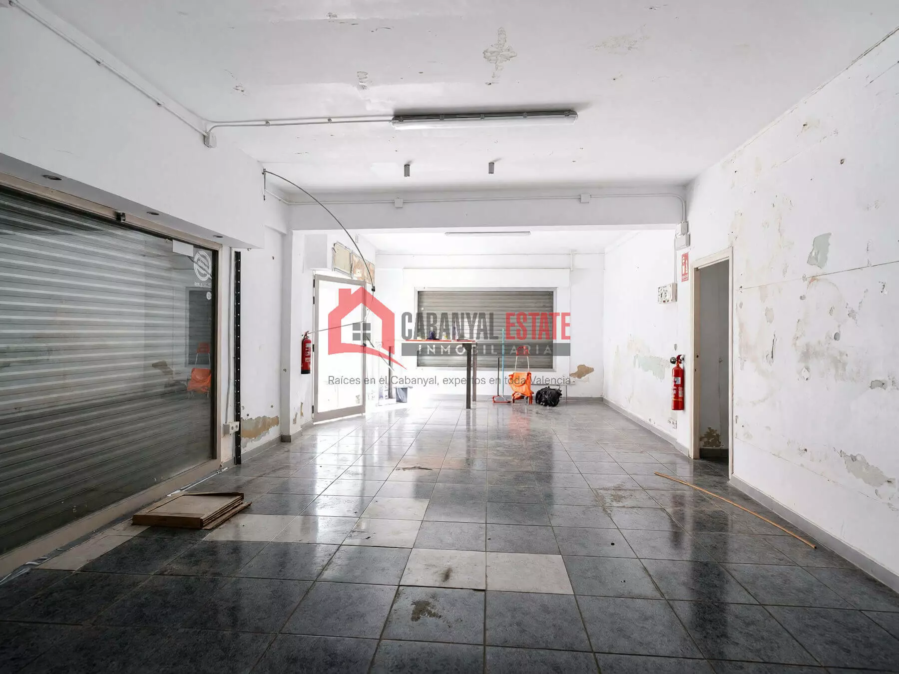 Commercial Premises In Valencia (68 M²)