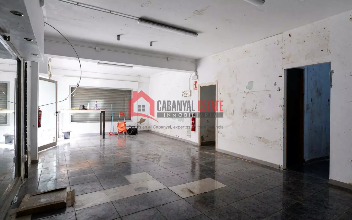 Commercial Premises In Valencia (68 M²)