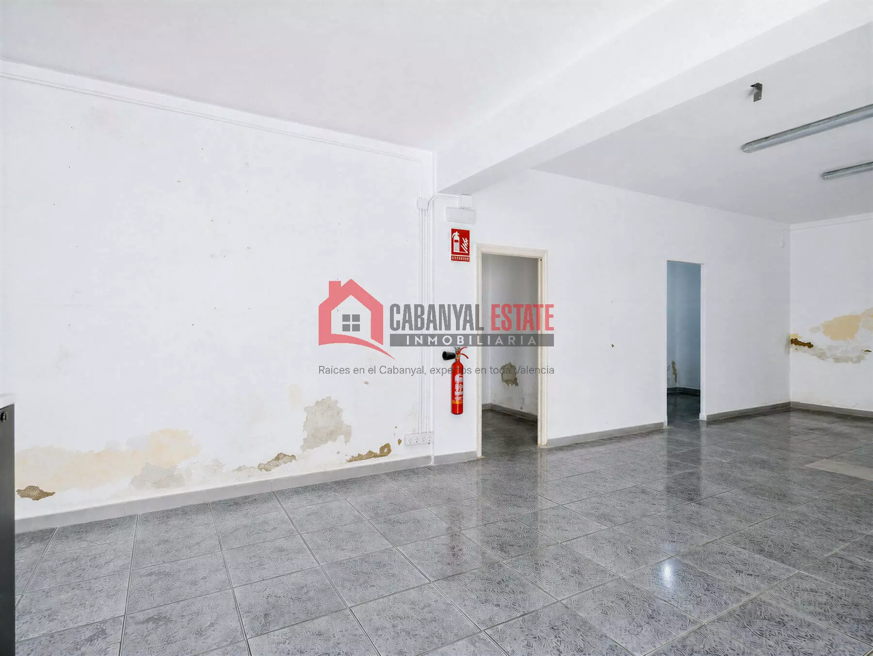 Commercial Premises In Valencia (68 M²)