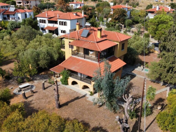 4-bedroom Villa In Sithonia, Greece (161 M²)