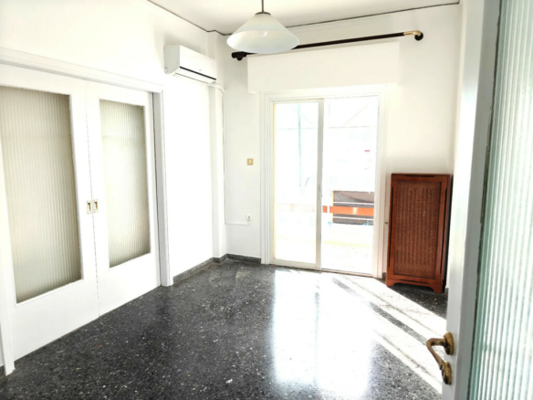 2-bedroom Flat In Glyfada, Greece (74 M²)