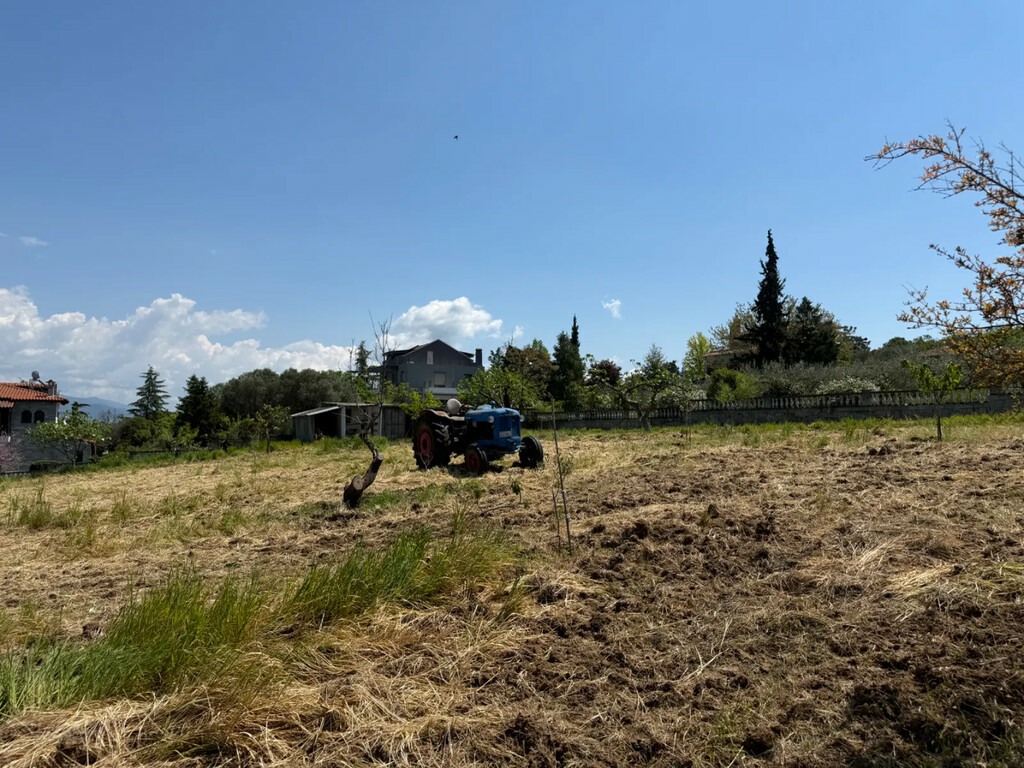Villa In Thermi, Greece (600 M²)