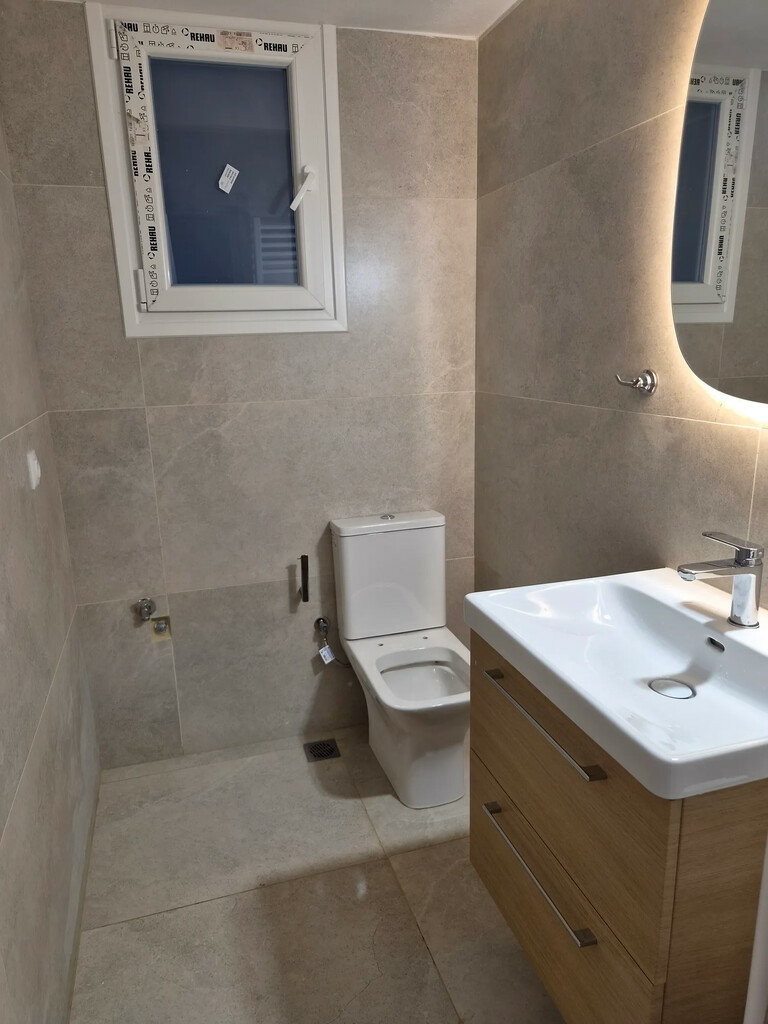 d0mkns5gr4p-1de89d 2-bedroom Flat In Kipseli, Greece (90 M²)