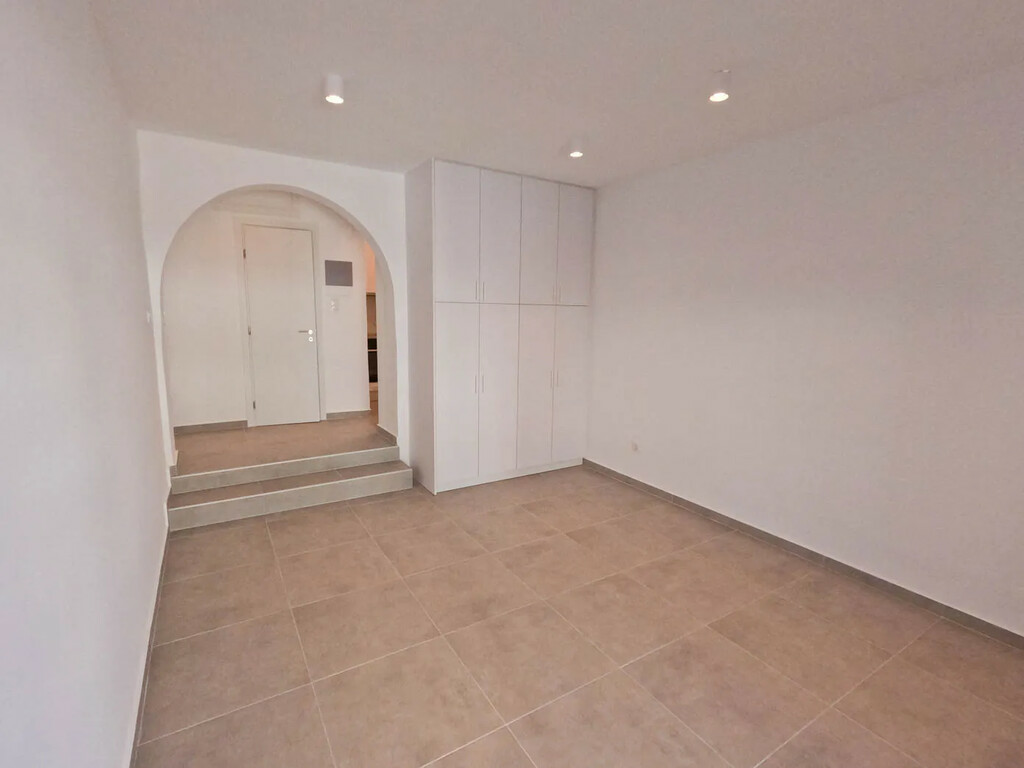1-bedroom Flat In Palaia Fokaia, Greece (34 M²)