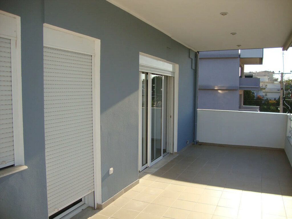 2-bedroom Flat In Rafina, Greece (71 M²)