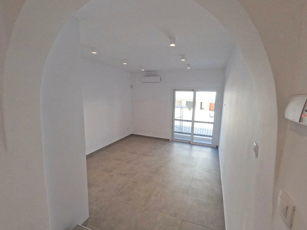 1-bedroom Flat In Palaia Fokaia, Greece (34 M²)