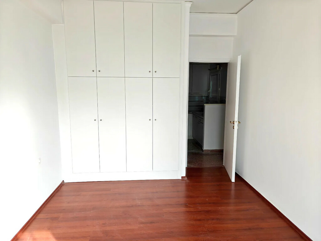 2-bedroom Flat In Glyfada, Greece (74 M²)