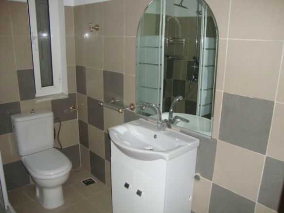 2-bedroom Flat In Rafina, Greece (71 M²)
