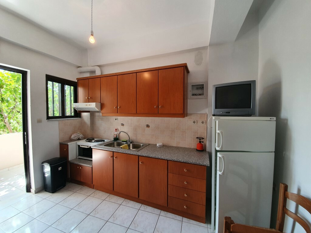Business In Elounda, Greece (180 M²)