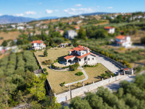 Villa In Thermi, Greece (600 M²)