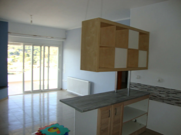 2-bedroom Flat In Rafina, Greece (71 M²)
