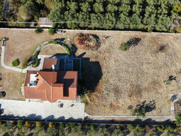Villa In Thermi, Greece (600 M²)