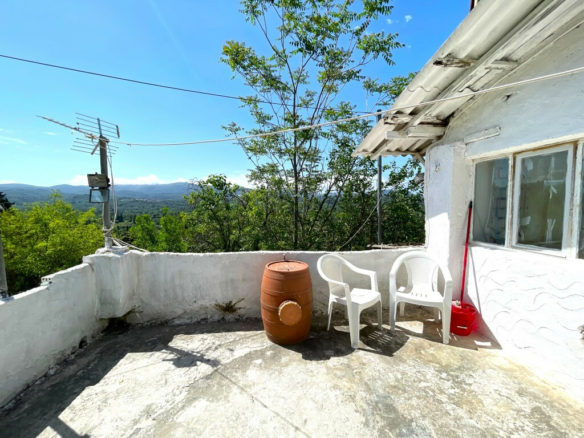 4-bedroom Detached House In Corfu, Greece (101 M²)