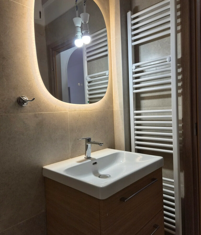 2-bedroom Flat In Kipseli, Greece (90 M²)