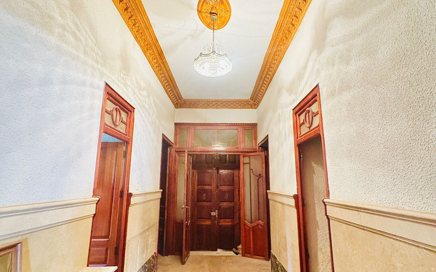10-bedroom Townhouse In Pinoso, Spain (518 M²)