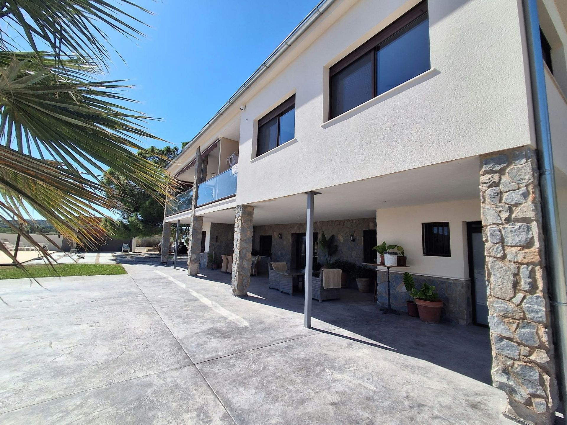 7-bedroom Detached Villa In Sax, Spain (842 M²)