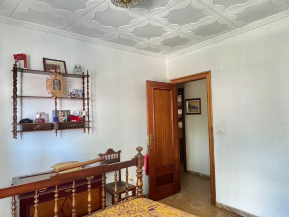10-bedroom Townhouse In Pinoso, Spain (518 M²)