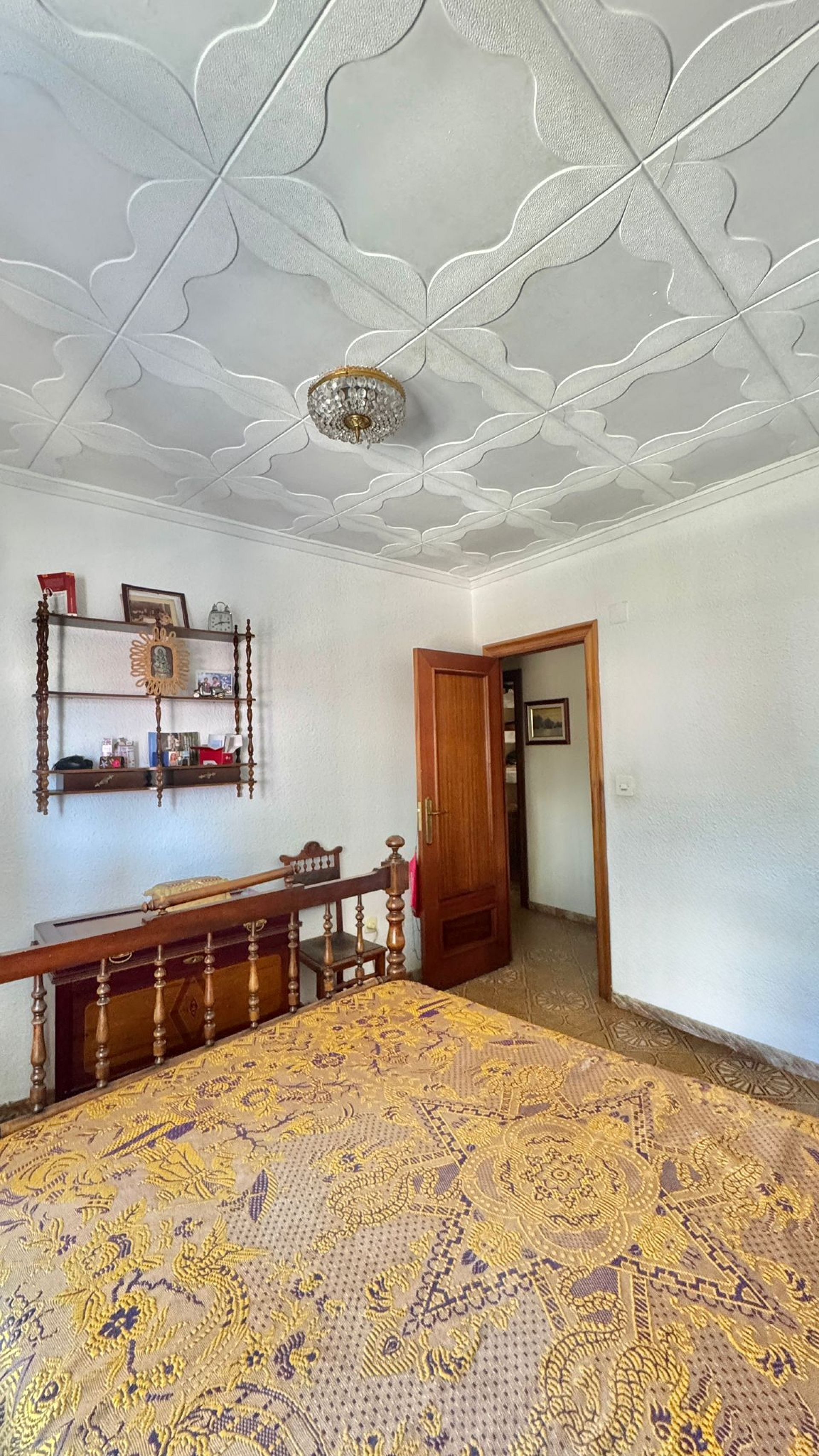 10-bedroom Townhouse In Pinoso, Spain (518 M²)