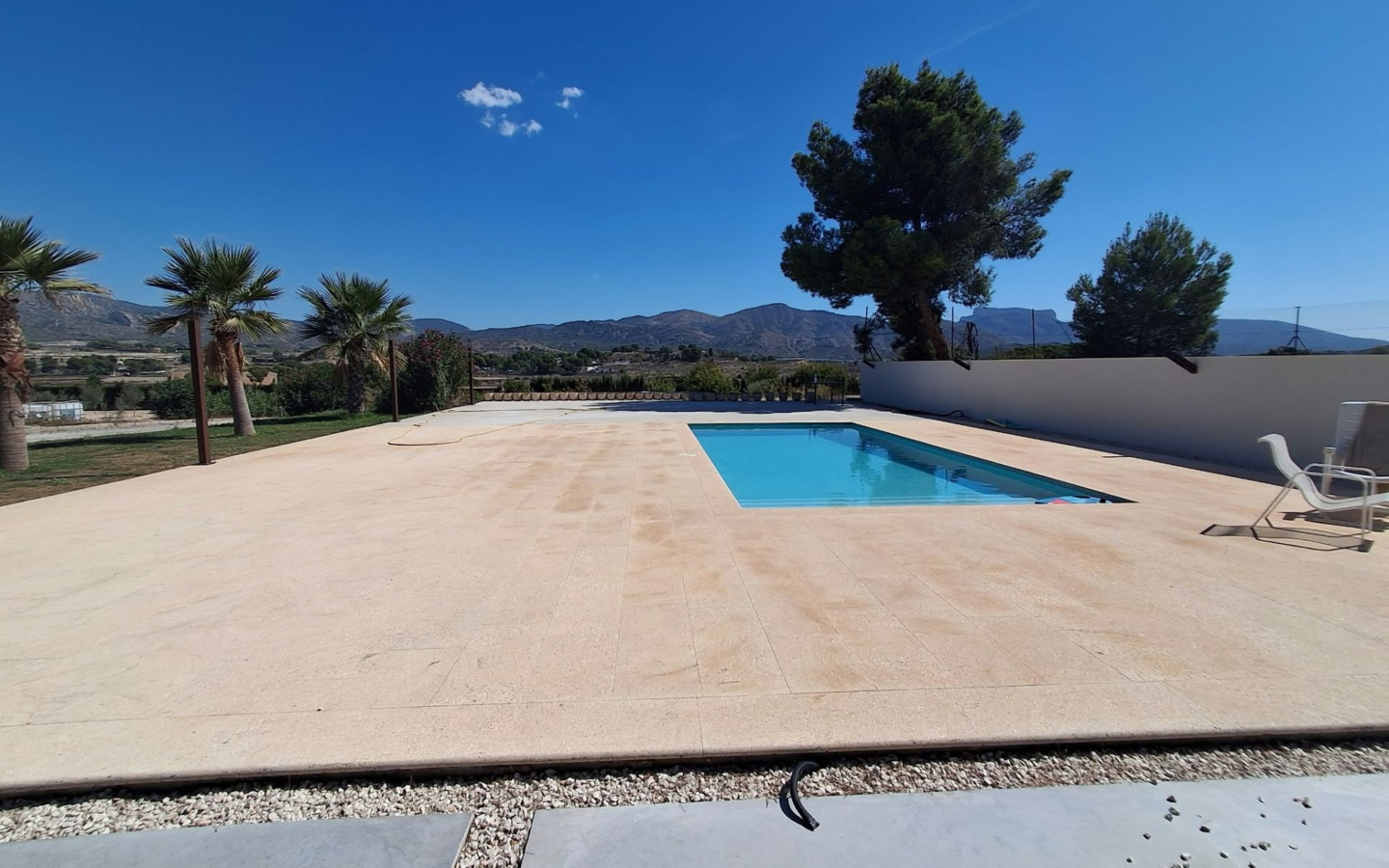 7-bedroom Detached Villa In Sax, Spain (842 M²)