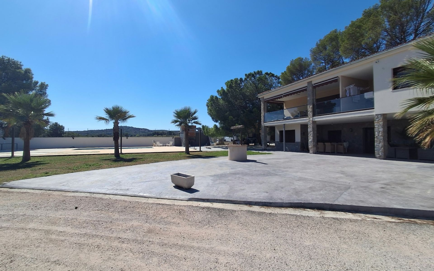 7-bedroom Detached Villa In Sax, Spain (842 M²)