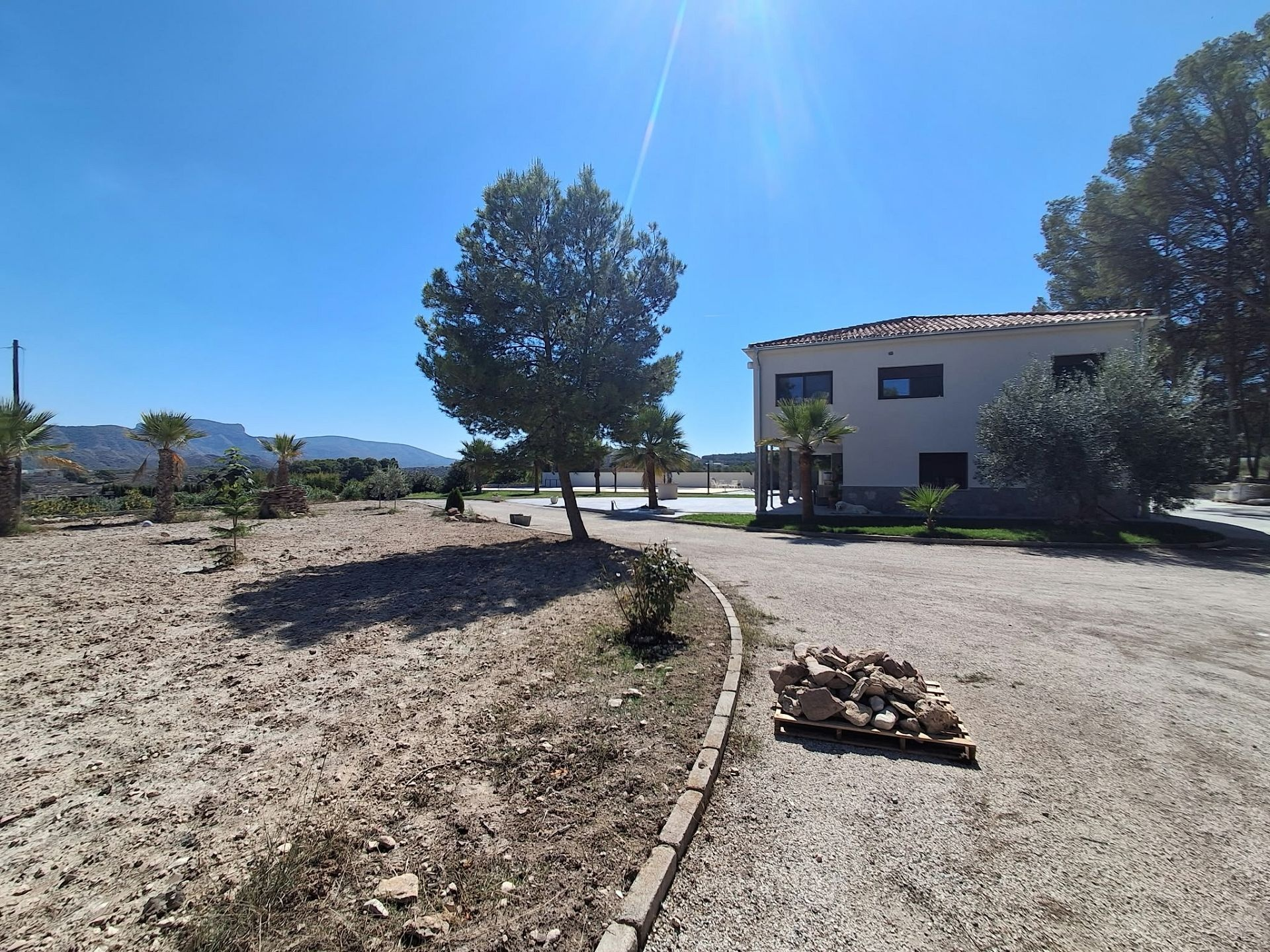 7-bedroom Detached Villa In Sax, Spain (842 M²)