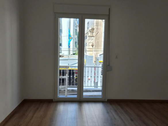 2-bedroom Flat In Kipseli, Greece (90 M²)