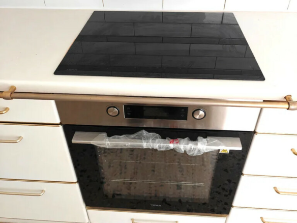 2-bedroom Flat In Glyfada, Greece (74 M²)